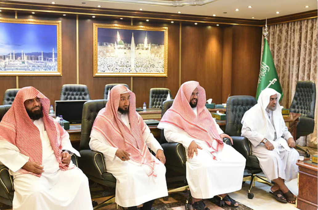 السديس يطالب وكلاء المسجد الحرام والنبوي بإثراء تجربة ضيوف الرحمن