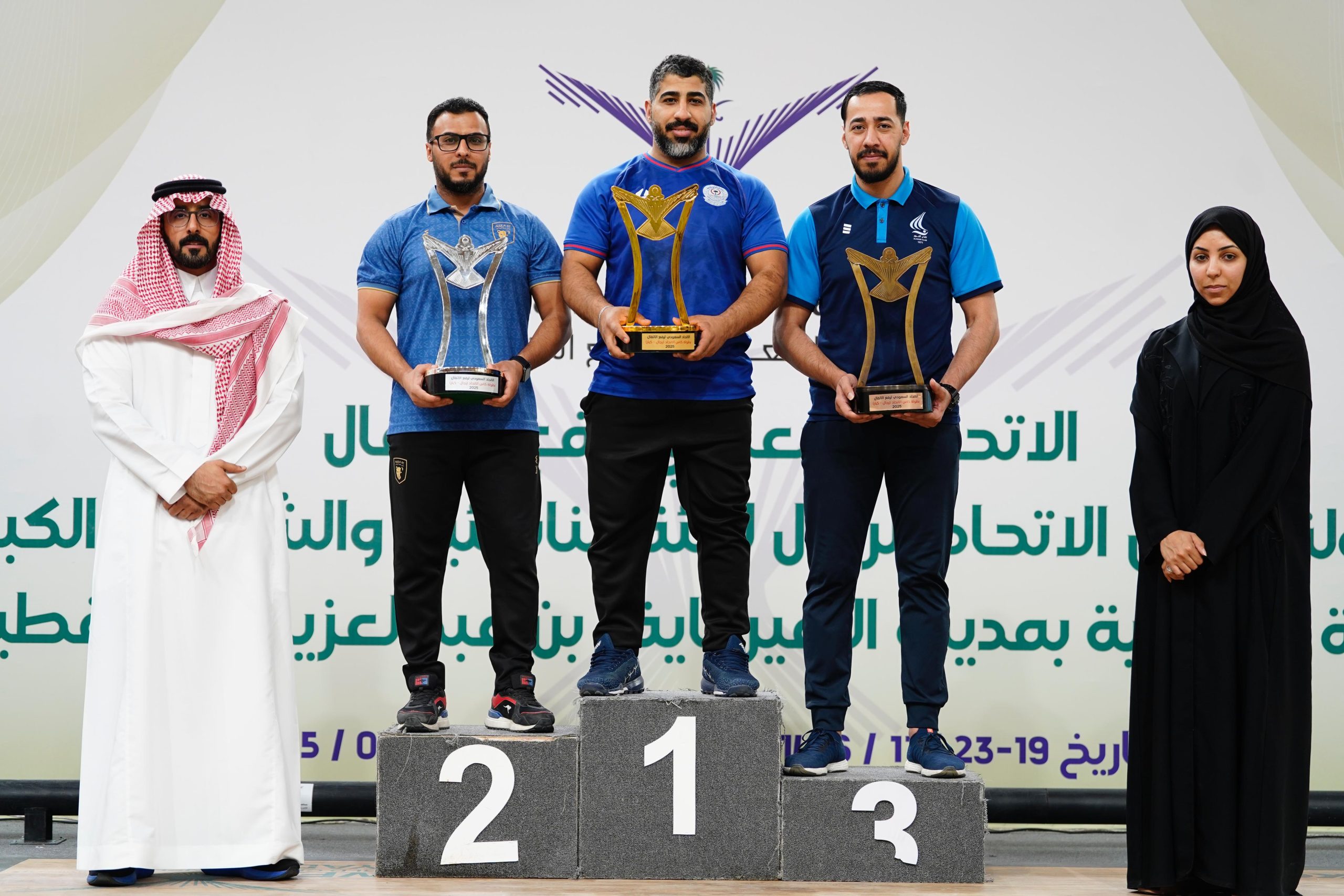 الخلود يفوز على الفيحاء بثنائية ويضمن بقائه في دوري روشن