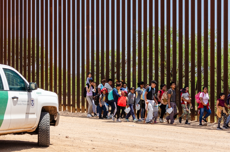 أمريكا توقع اتفاقا لترحيل مهاجرين إلى كوستاريكا