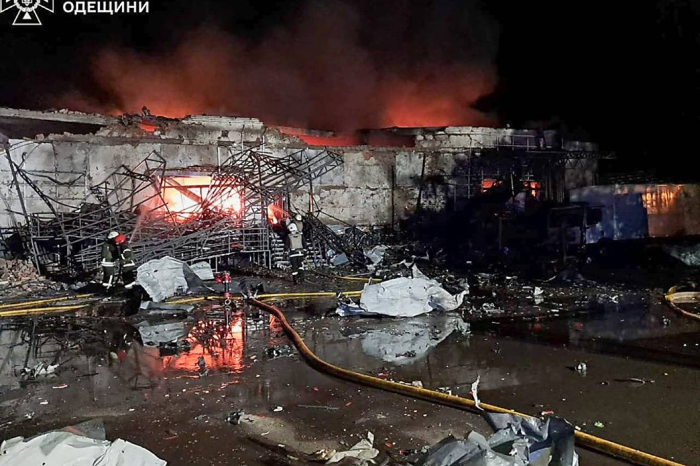 مصرع وإصابة 67 شخصًا إثر انهيار جسر أدى لخروج قطار عن مساره بروسيا