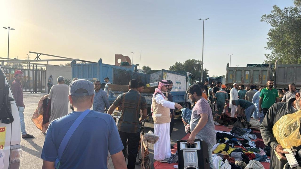 رصد باعة جائلين ورفع مخلفات عشوائية في جولات رقابية بالشرقية