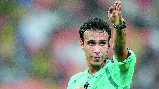 طاقم تحكيم سعودي لمباراة عمان والأردن المصيرية في تصفيات المونديال