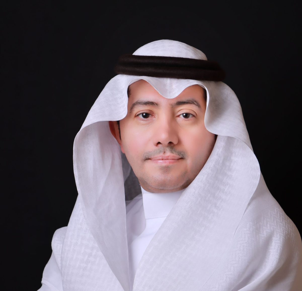 الشعر بين الموسيقى والغناء.. فمن هو الشاعر