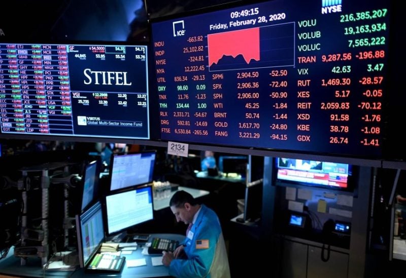 خسائر وول ستريت تمتد إلى آسيا وأوروبا وتضغط على شهية المخاطرة
