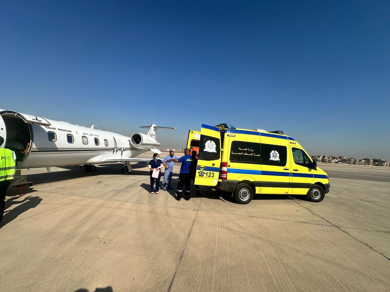 نقل مواطنة من مصر للمملكة عبر طائرة الإخلاء الطبي لاستكمال علاجها