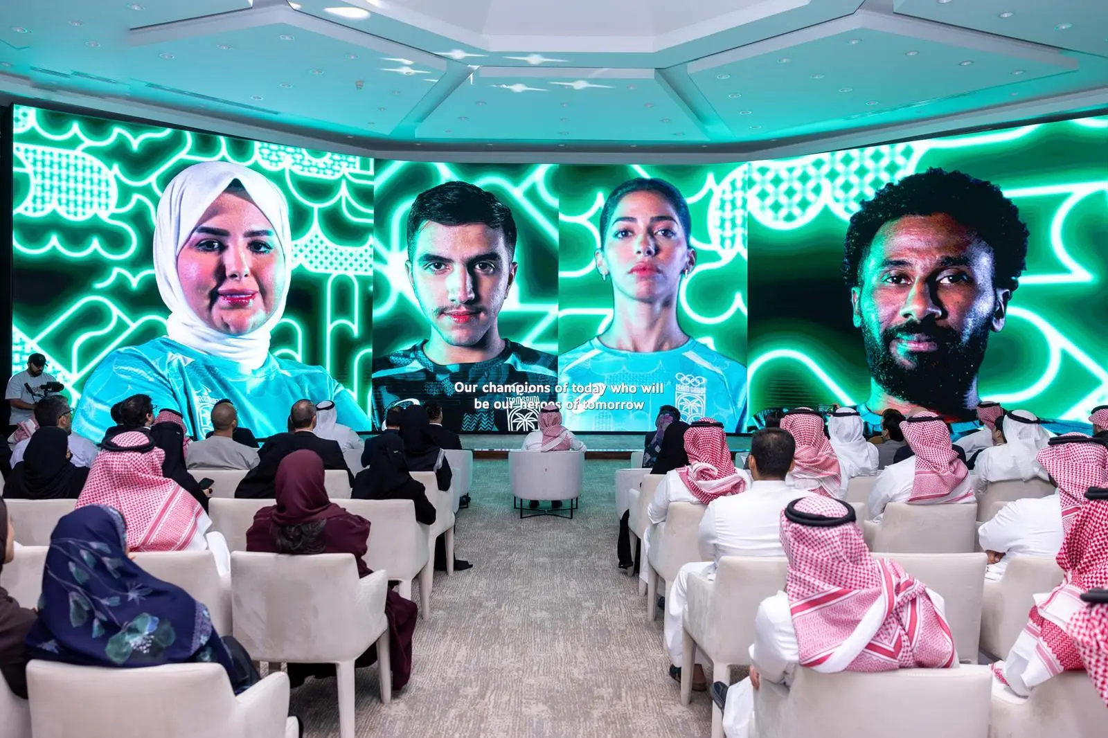 “الأولمبية والبارالمبية” تدشن الزي الرسمي الجديد لـ”فريق السعودية”