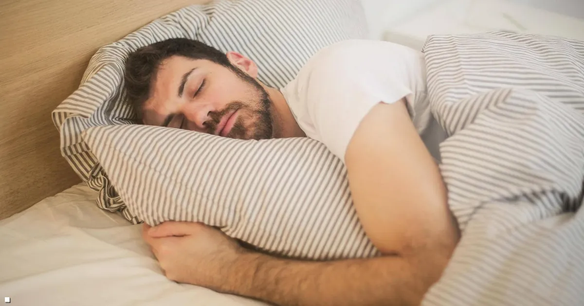 هل هناك رابط بين النظام الغذائي واضطرابات النوم؟