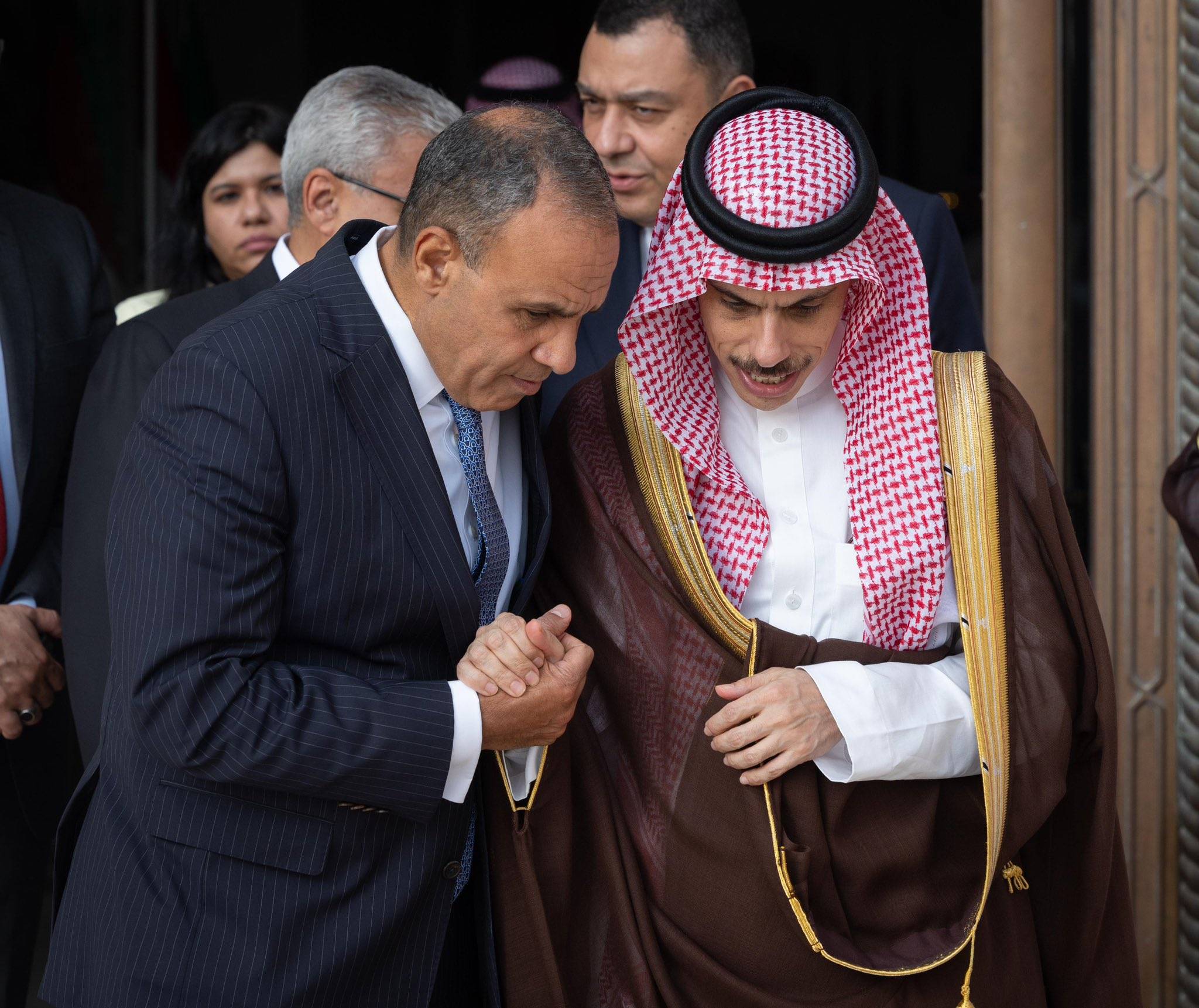 السعودية ومصر تبحثان تداعيات “الهجوم الإسرائيلي السافر” على قطر