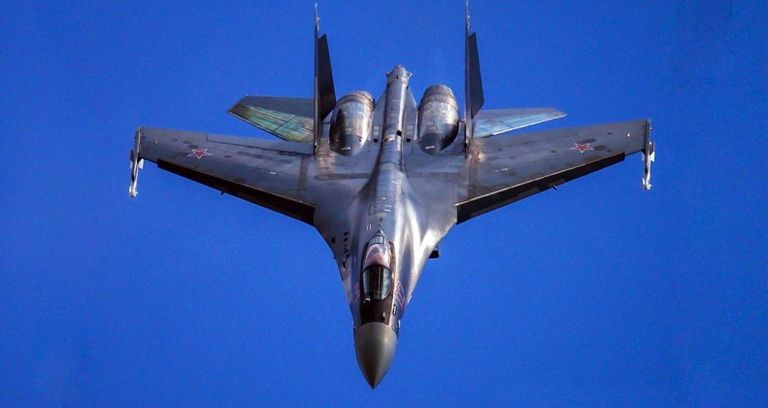 روسيا تعزز أسطولها الجوي بمقاتلات “سو-35” الخارقة