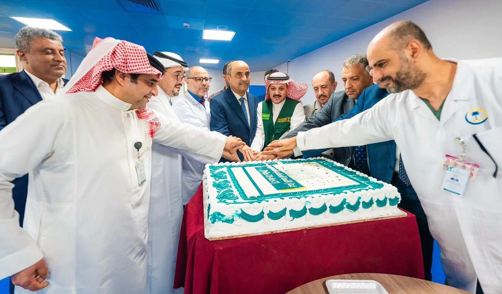 مستشفى الأمير محمد بن سلمان في عدن يدشن أجهزة طبية متطورة