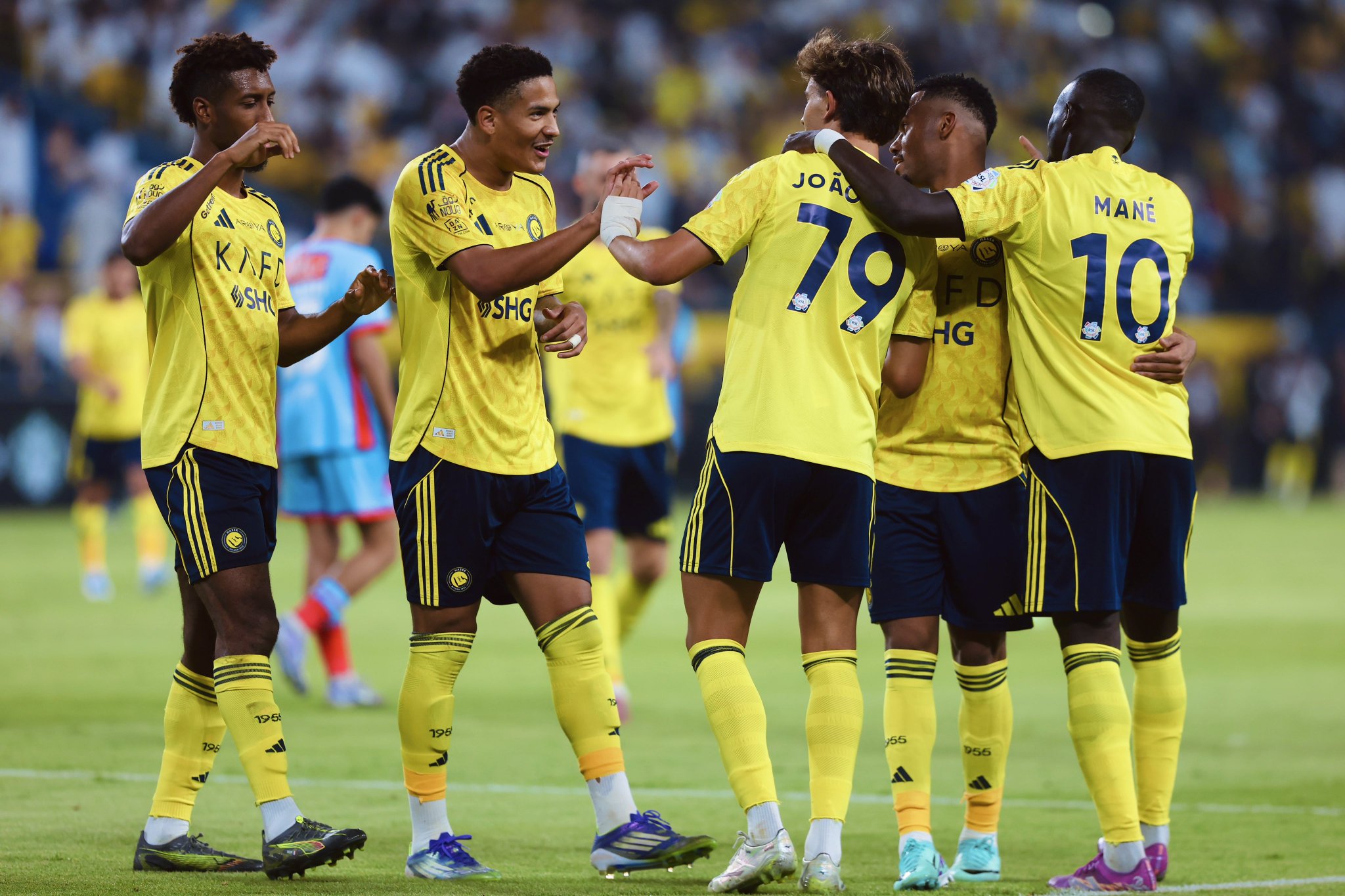النصر يقسو على الرياض بخماسية في دوري روشن