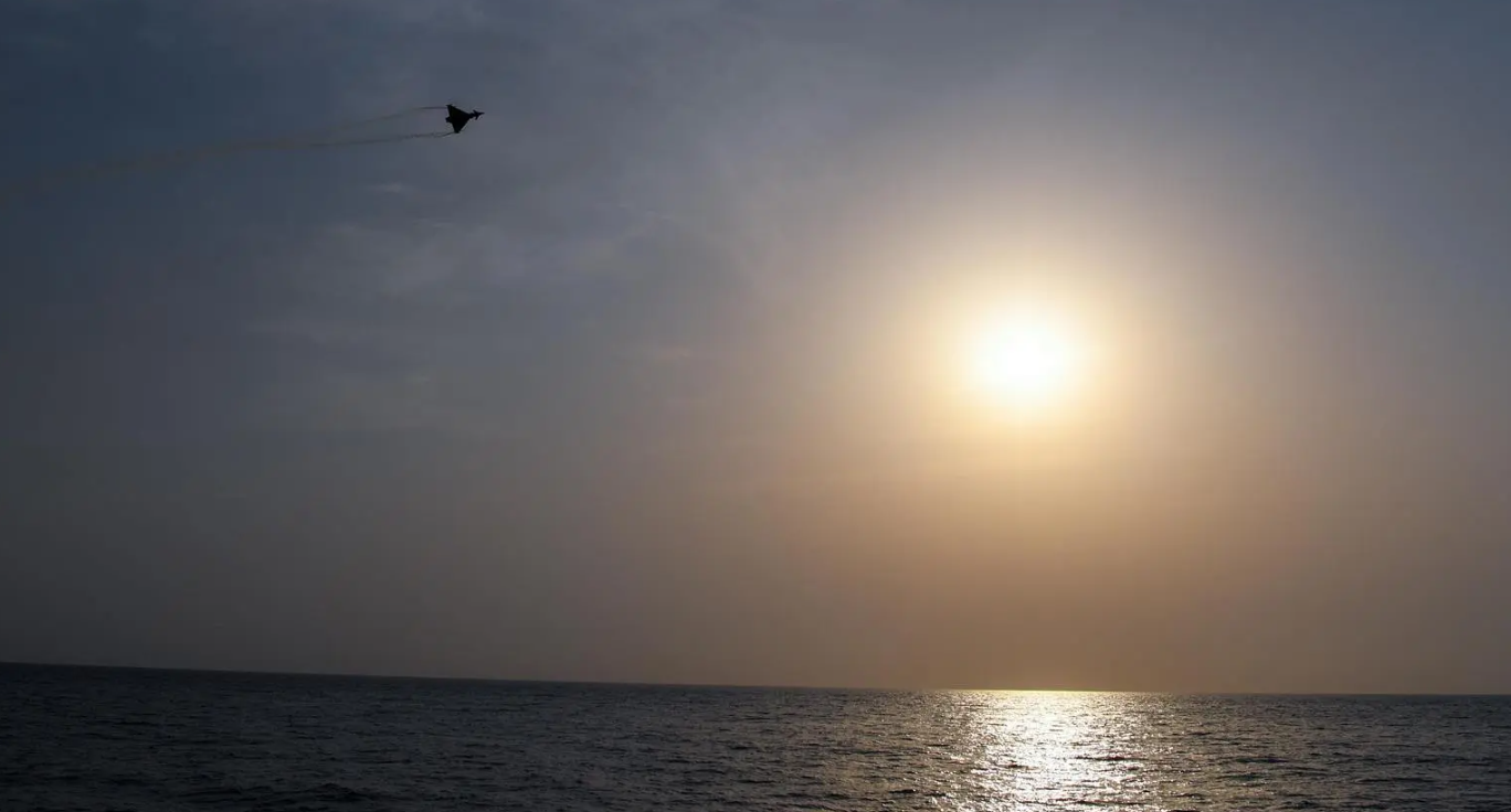 سماء جدة تشهد عروضا جوية للمقاتلات السعودية احتفاء باليوم الوطني