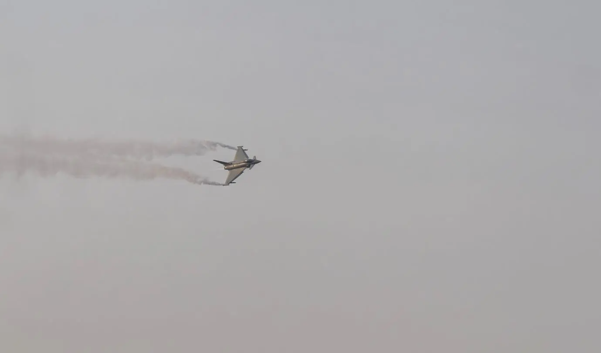 سماء جدة تشهد عروضا جوية للمقاتلات السعودية احتفاء باليوم الوطني