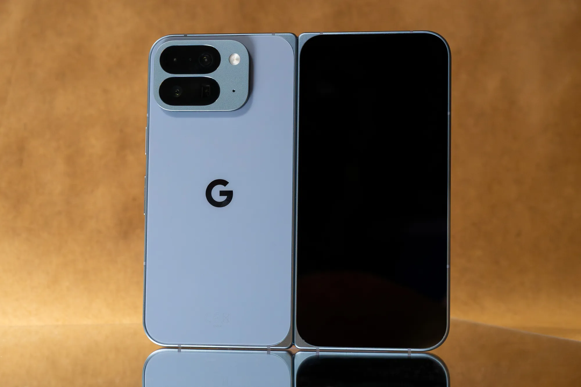 غوغل تكشف عن هاتف Pixel 10 Pro Fold وساعة Watch 4 بتركيز أكبر على الذكاء الاصطناعي