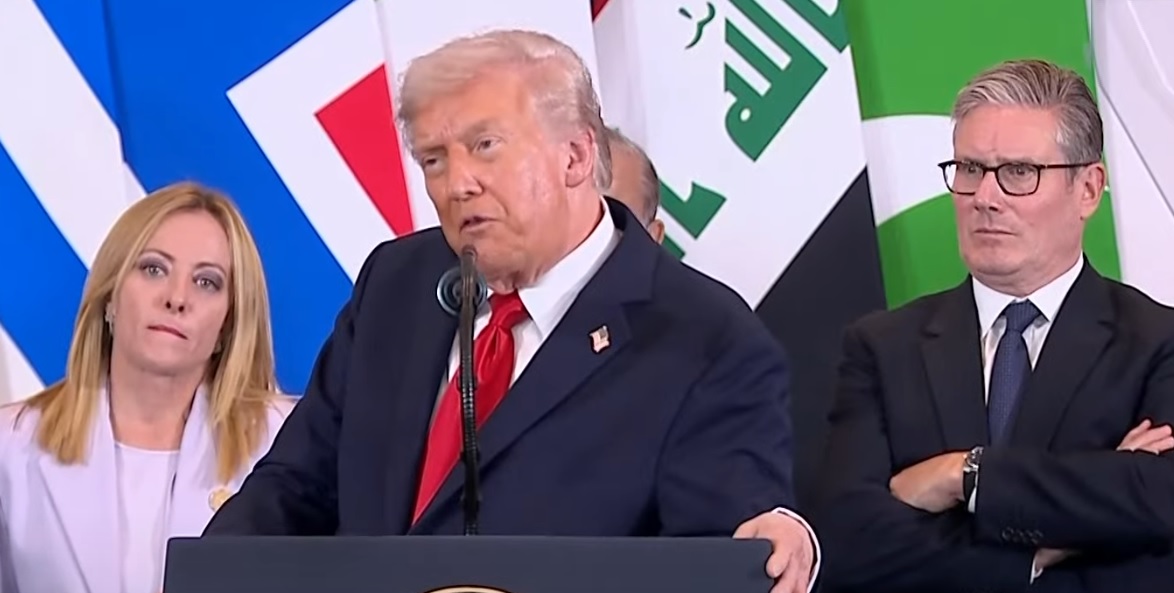 ترمب: مئات شاحنات المساعدات ستدخل إلى غزة يوميًا