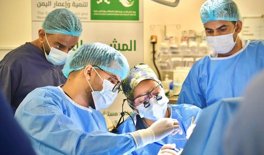 “إغاثي الملك سلمان” يجري 38 عملية ناجحة للكبد والمناظير في عدن