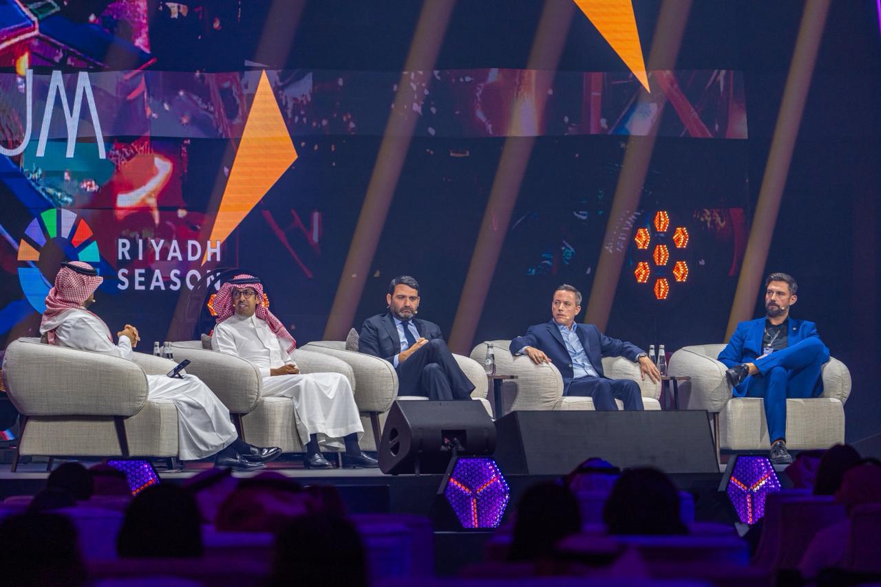 مدرب الفيحاء يعلق على ركلة جزاء بنزيما.. وهذا ما قاله عن التعادل أمام الاتحاد