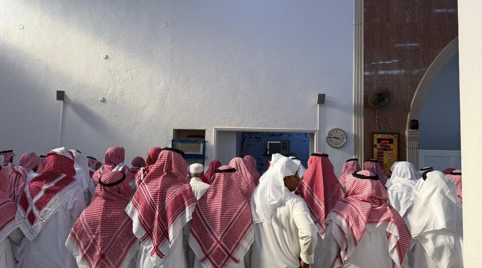 استمرار تأثير الرياح المثيرة للأتربة على مكة والمدينة استمرار تأثير الرياح المثيرة للأتربة على مكة والمدينة