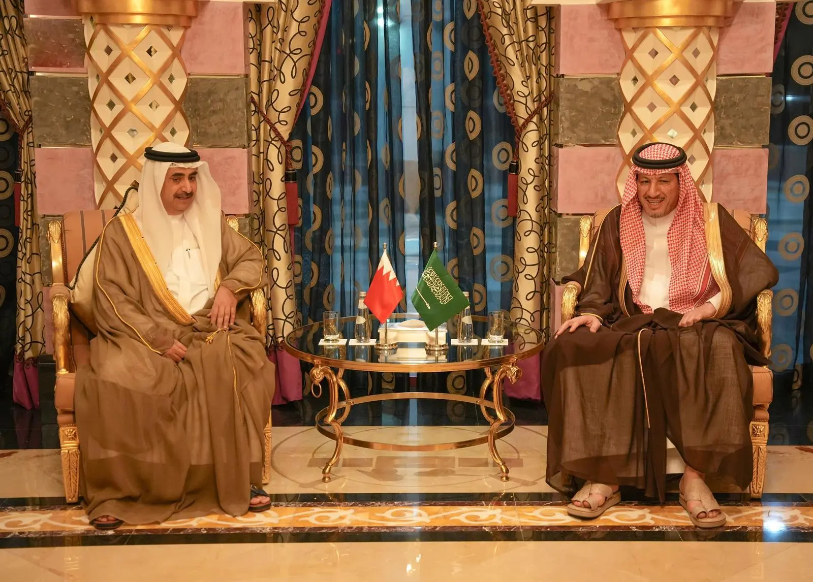 السعودية والبحرين تبحثان تعزيز التعاون لمكافحة الفساد العابر للحدود