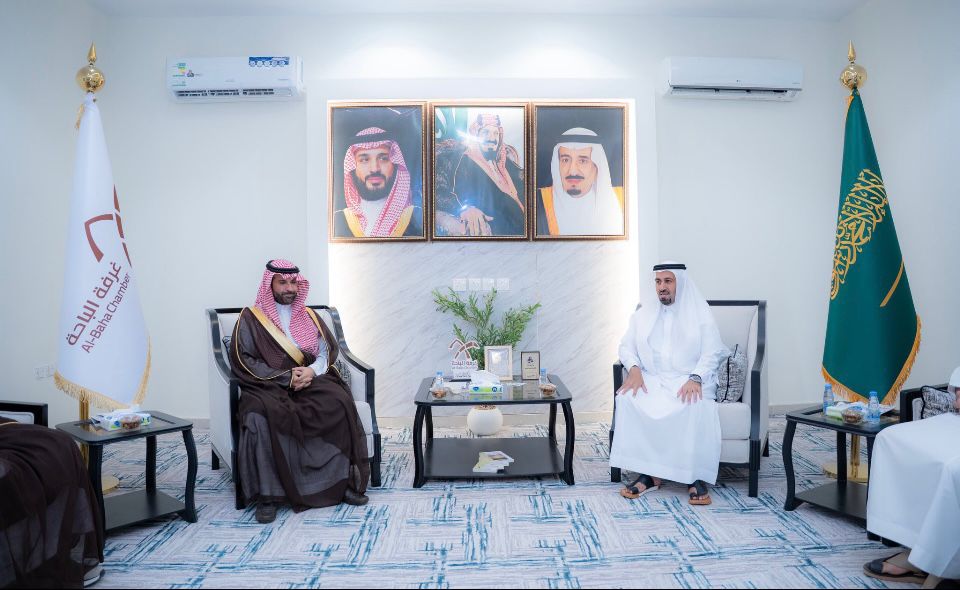 تفعيل برنامج “معاذ” للإنقاذ ضمن تعاون غرفة المخواة والهلال الأحمر