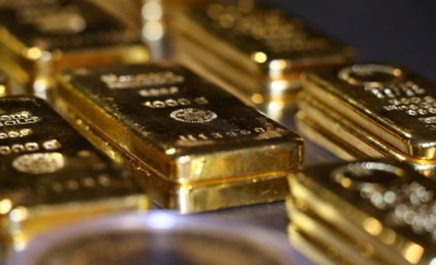 الذهب يسجل رقماً قياسياً جديداً متجاوزاً 4000 دولار للأوقية