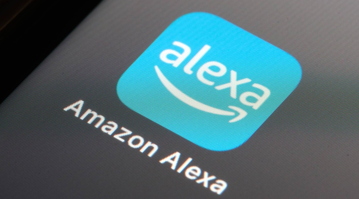 أمازون تطلق تحديثات كبرى لمساعدها الذكي “+Alexa”