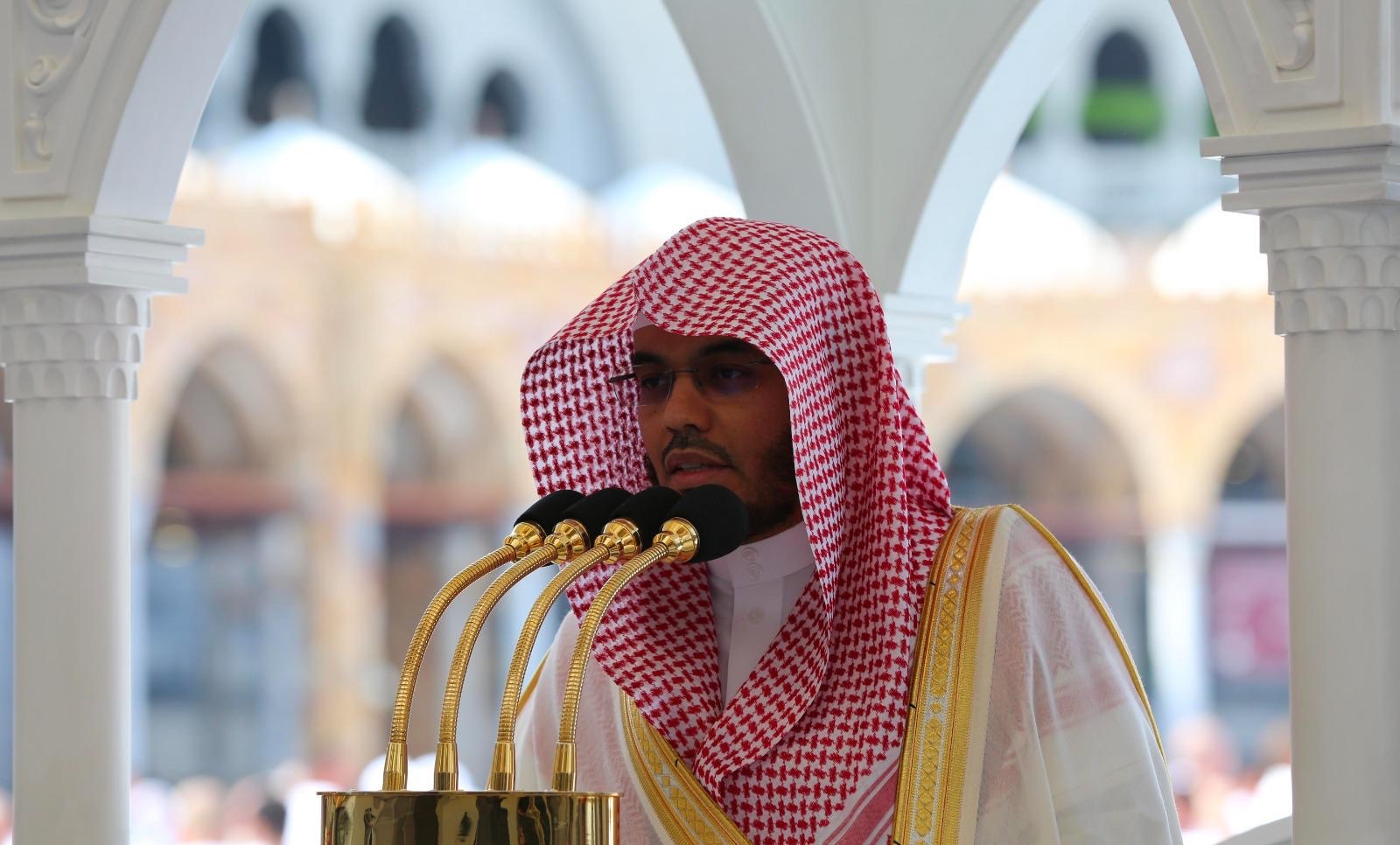 خطيب المسجد الحرام: بر الوالدين سبب للبركة وطول العمر