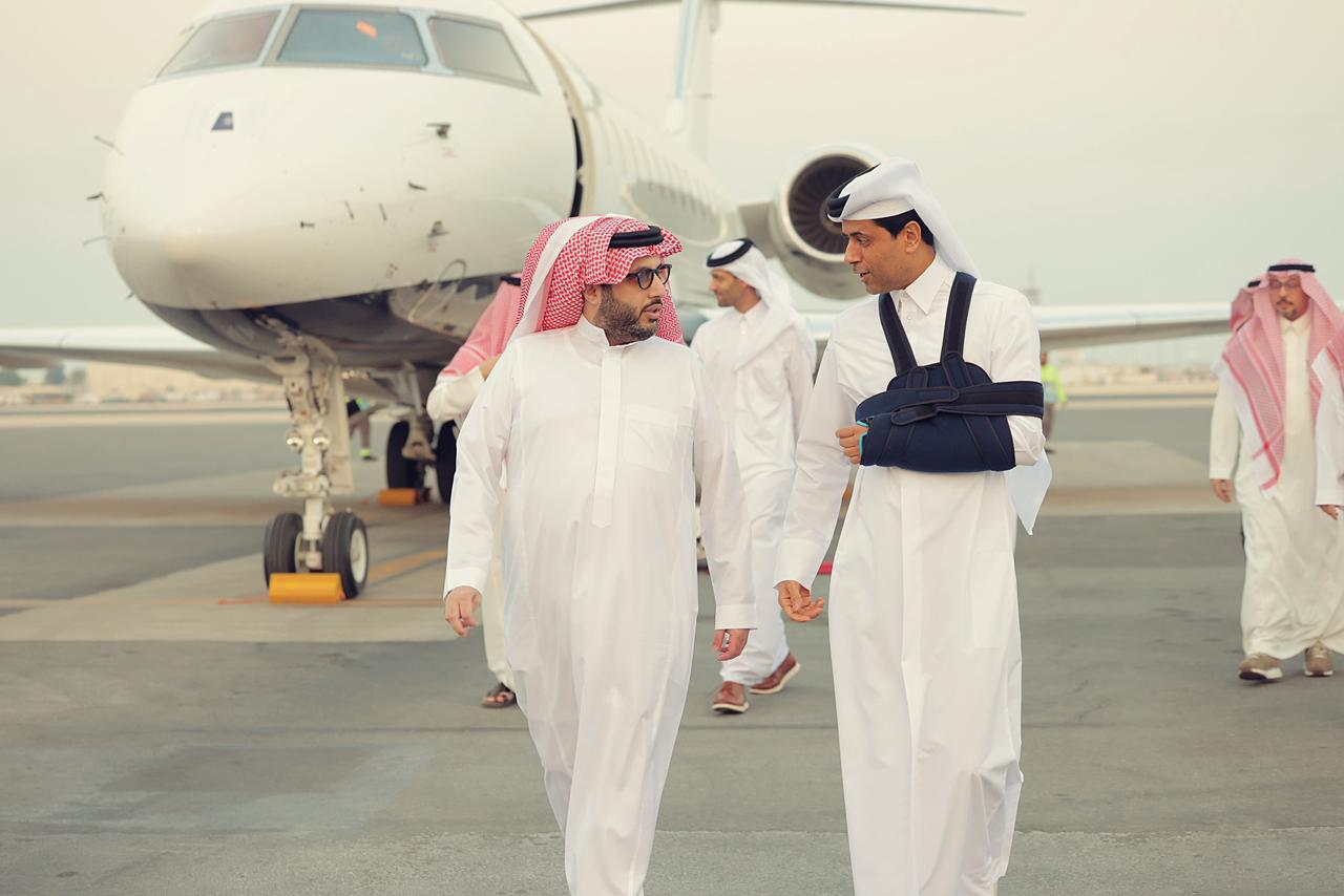 تركي آل الشيخ يلتقي ناصر الخليفي في الدوحة ويحضر انطلاق جائزة قطر الكبرى للفورمولا 1