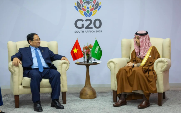 وزير الخارجية يلتقي رئيس وزراء فيتنام على هامش اجتماع قمة قادة دول مجموعة العشرين G20