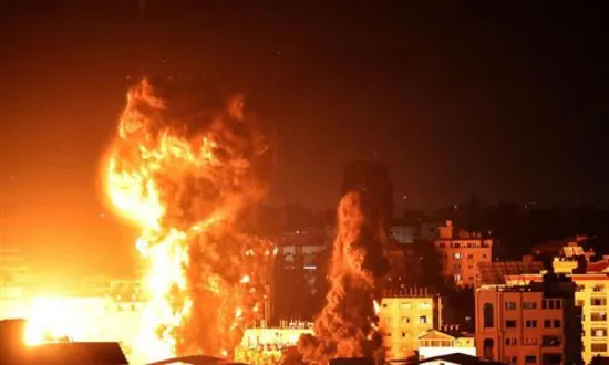 الاحتلال ينسف منازل بخان يونس وغزة تتهمه بـ194 خرقًا للهدنة