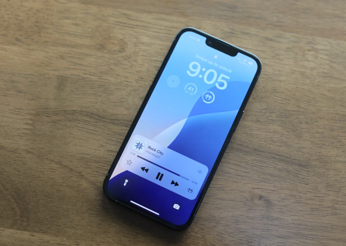 آبل تستعد لإحداث قفزة: ميزات iPhone عبر الأقمار الصناعية قريبًا