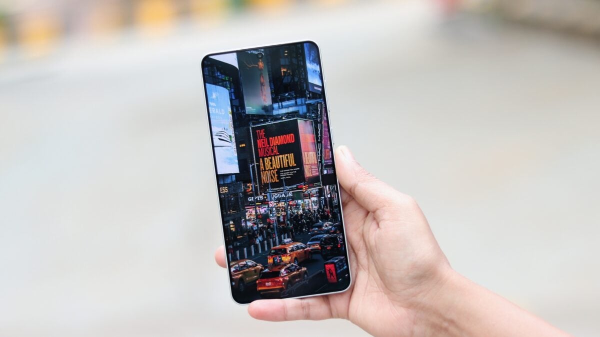 سامسونج تركز على تثبيت أسعار Galaxy S26 بدلًا من زيادة سماكته وبطاريته