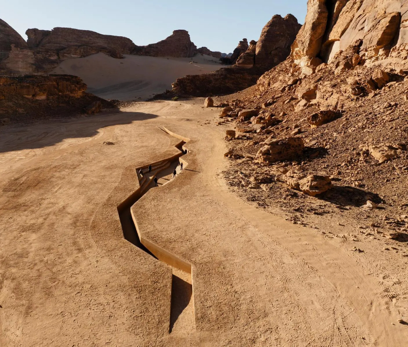 ارتفاع الذهب بدعم توقعات خفض الفائدة وضعف الدولار