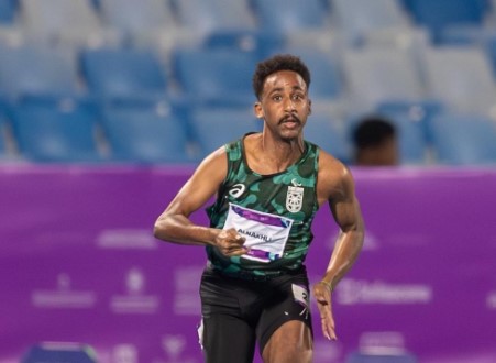 علي النخلي يتوج بذهبية سباق 100 م في دورة ألعاب التضامن الإسلامي علي النخلي