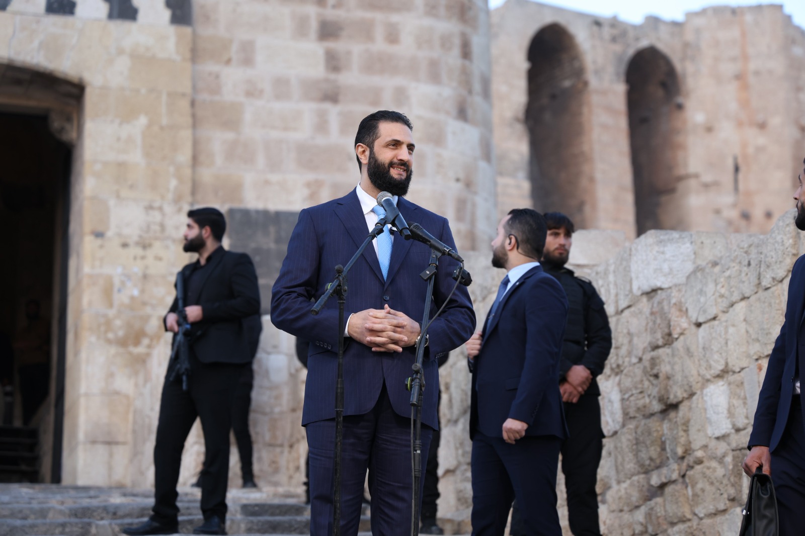الشرع يزور حلب في الذكرى الأولى لبدء معركة إطاحة الأسد