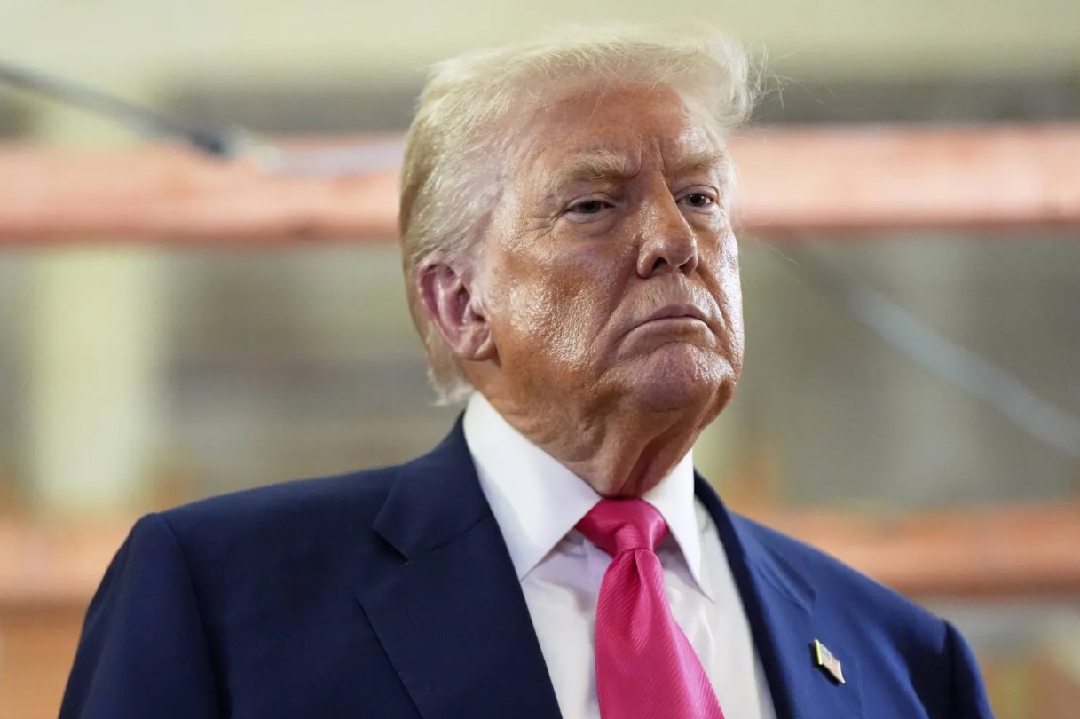 ترمب يطالب بتعويض 10 مليارات دولار في دعوى تشهير ضد BBC 