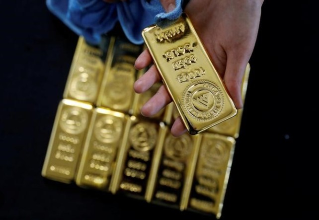 الذهب يستعيد بريقه مع ترقب الأسواق لبيانات أمريكية