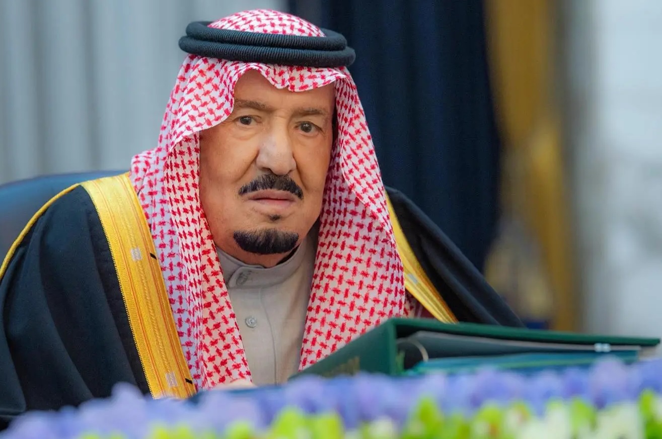 برئاسة الملك.. مجلس الوزراء يؤكد: أمن المملكة خط أحمر والالتزام بسيادة اليمن واستقراره ثابت