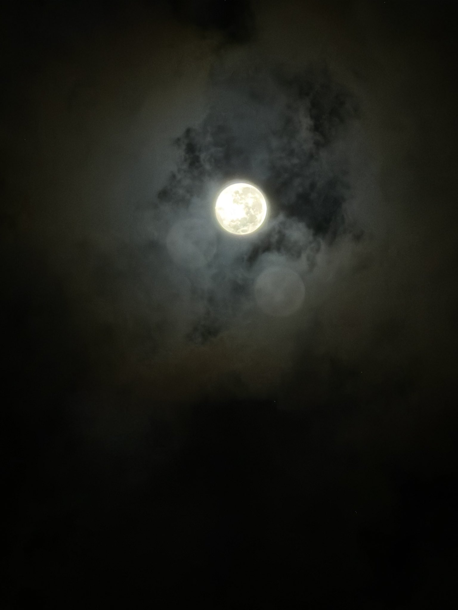 الدفاع المدني: هطول أمطار رعدية على مناطق المملكة من الغد حتى الخميس المقبل