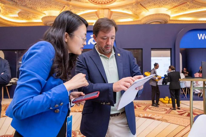 السعودية توزع مساعدات إيوائية جديدة في غزة