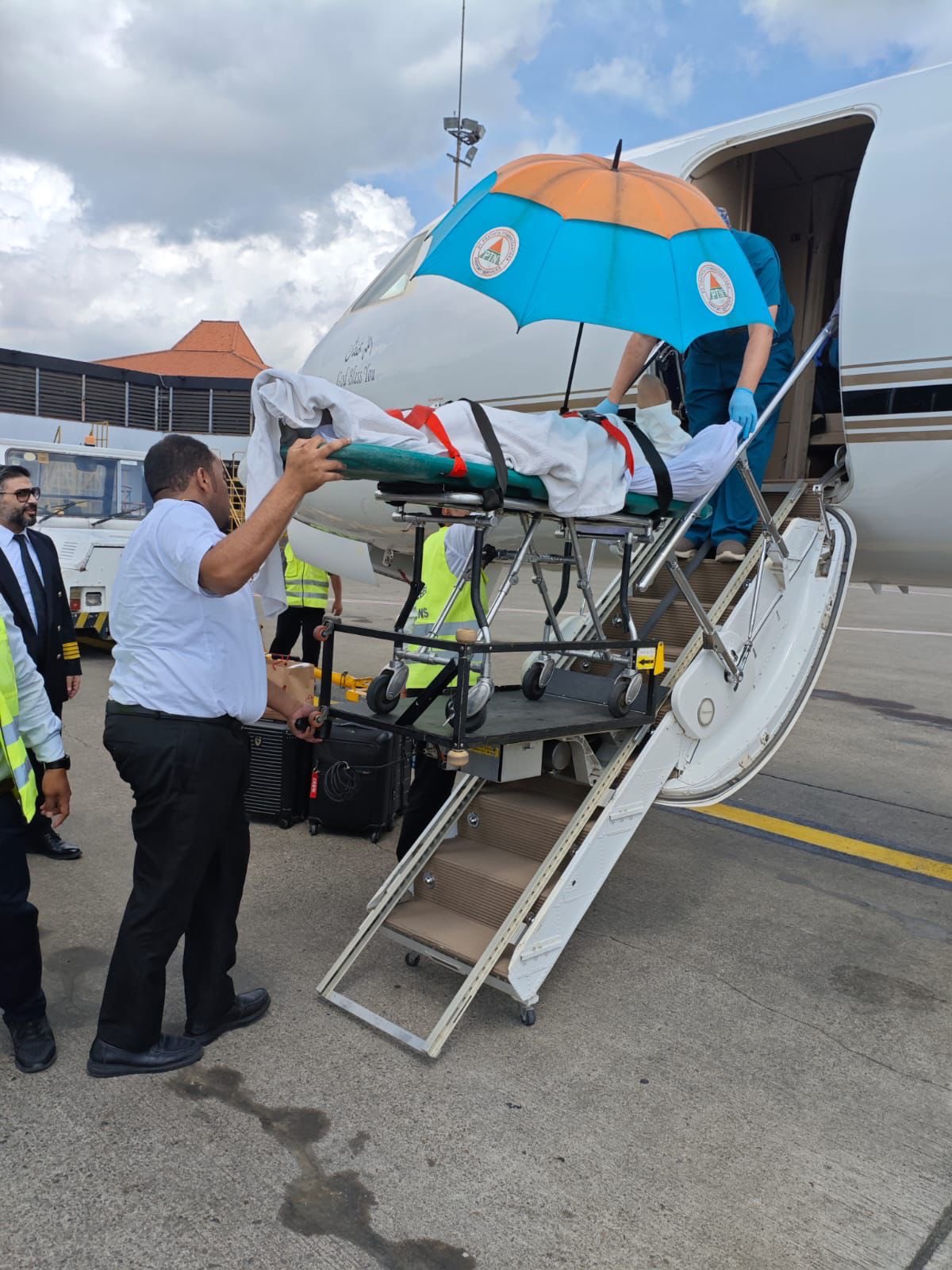 نقل مواطن بالإخلاء الطبي من إندونيسيا للعلاج بـ #المملكة 