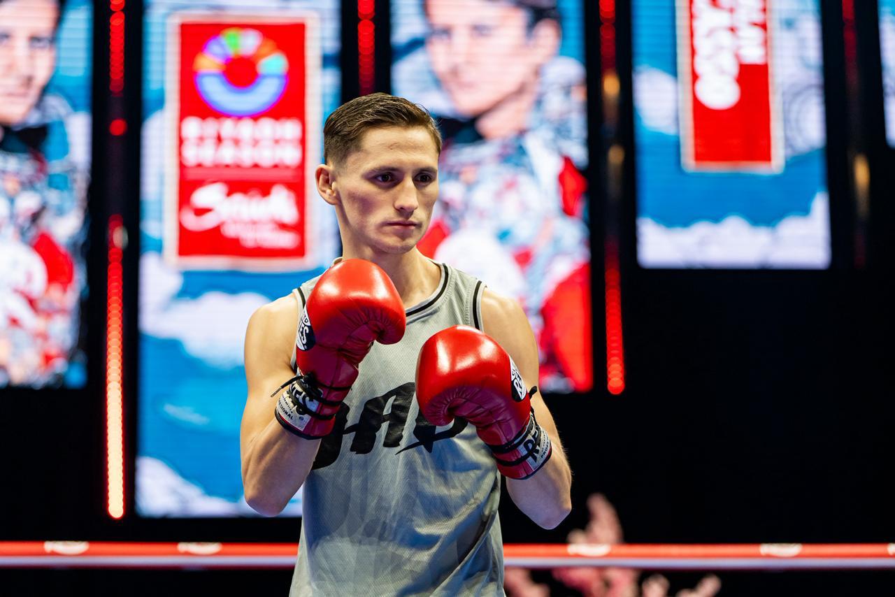 أول حالة طرد في بطولة أمم إفريقيا 2025