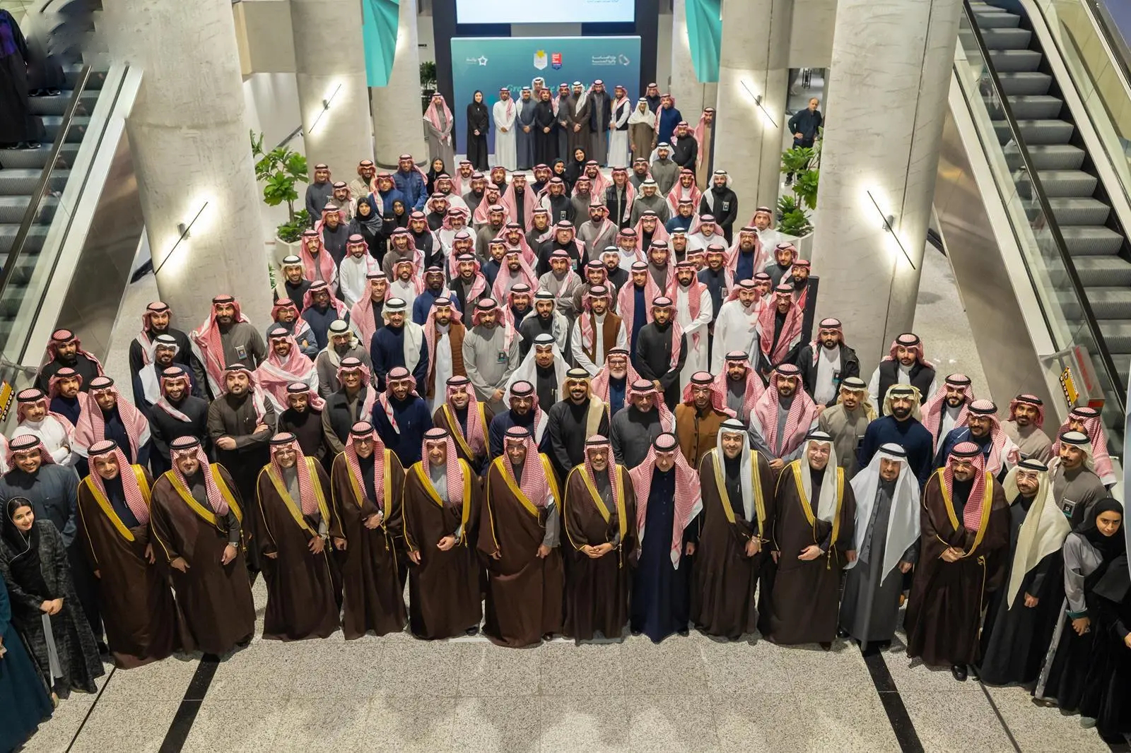 الوزير الخريف يتوج الصناعة بشهادة أفضل بيئة عمل لعام 2025 