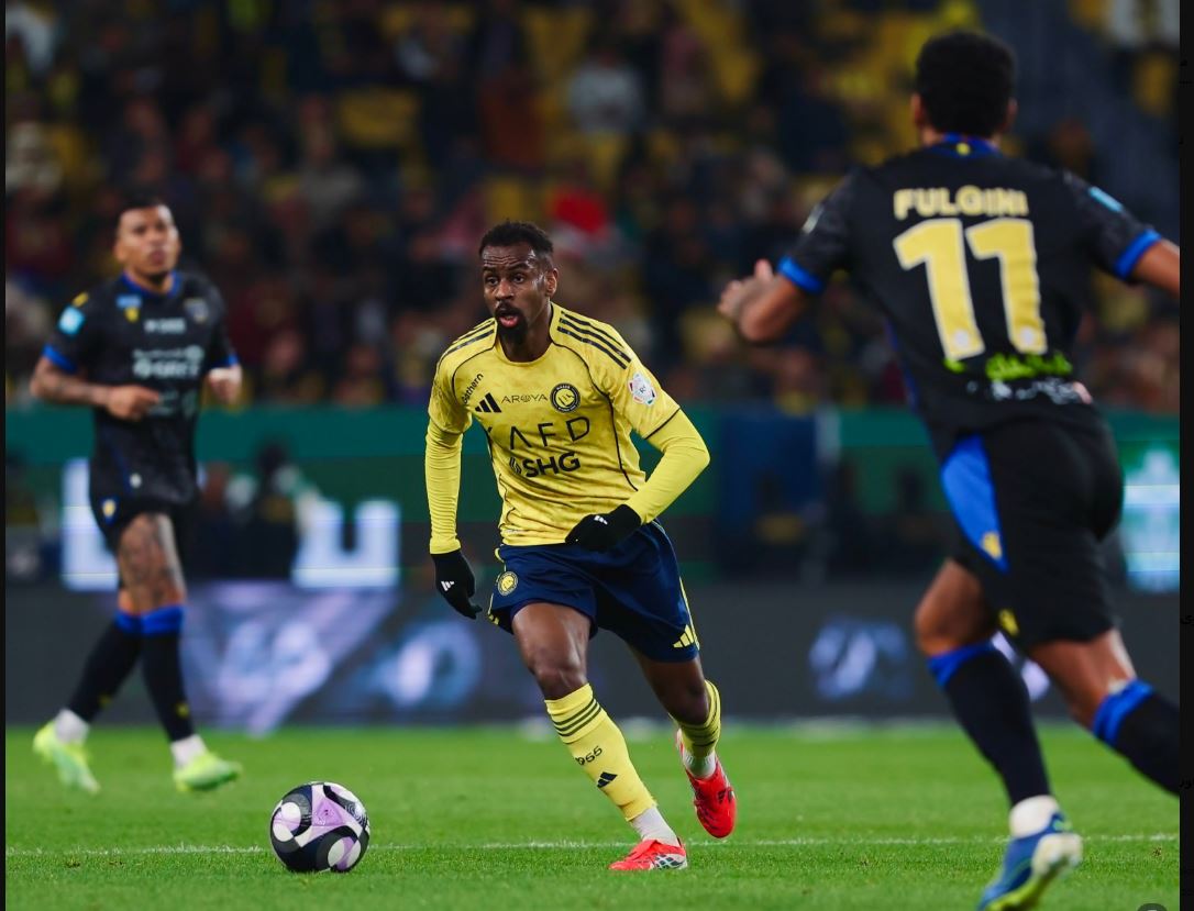 النصر يخطف انتصارا ثمينا أمام التعاون في دوري روشن