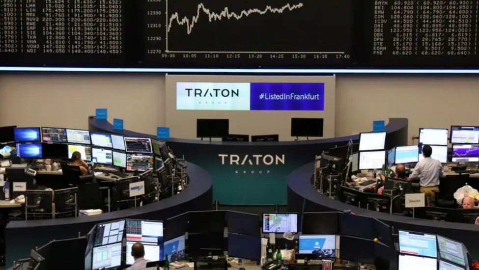 تراجع الأسهم الأوروبية مع تصاعد المخاوف التجارية 