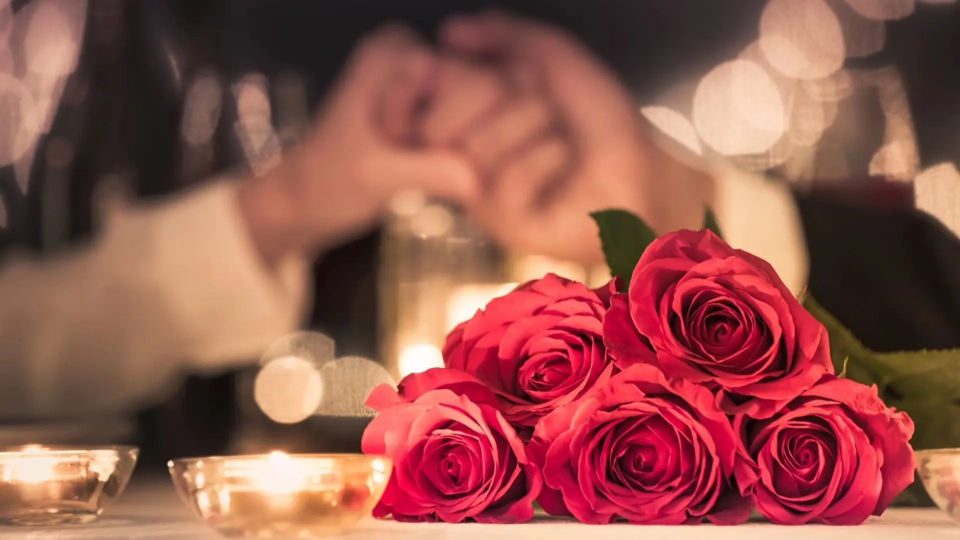 موعد عيد الحب 2026 وأجمل رسائل التهنئة للأحباب