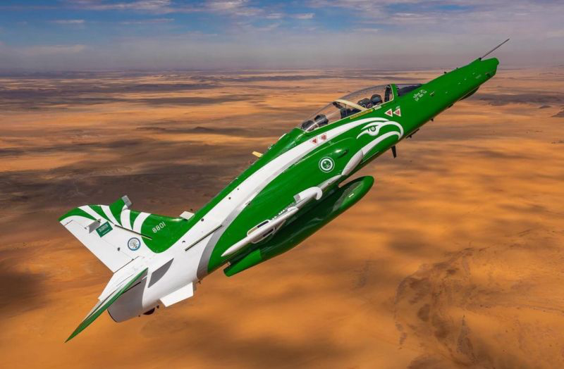 هوك T-165.. فوق هام السحب بلهجة سعودية صريحة 