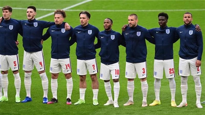 تفاصيل أزمة نجم منتخب إنجلترا في كازينوهات لندن
