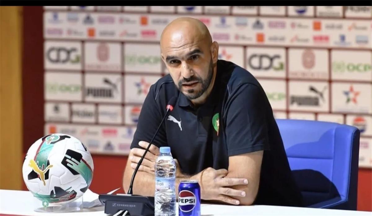 وليد الركراكي يوقع على عقود فسخ التعاقد مع الاتحاد المغربي