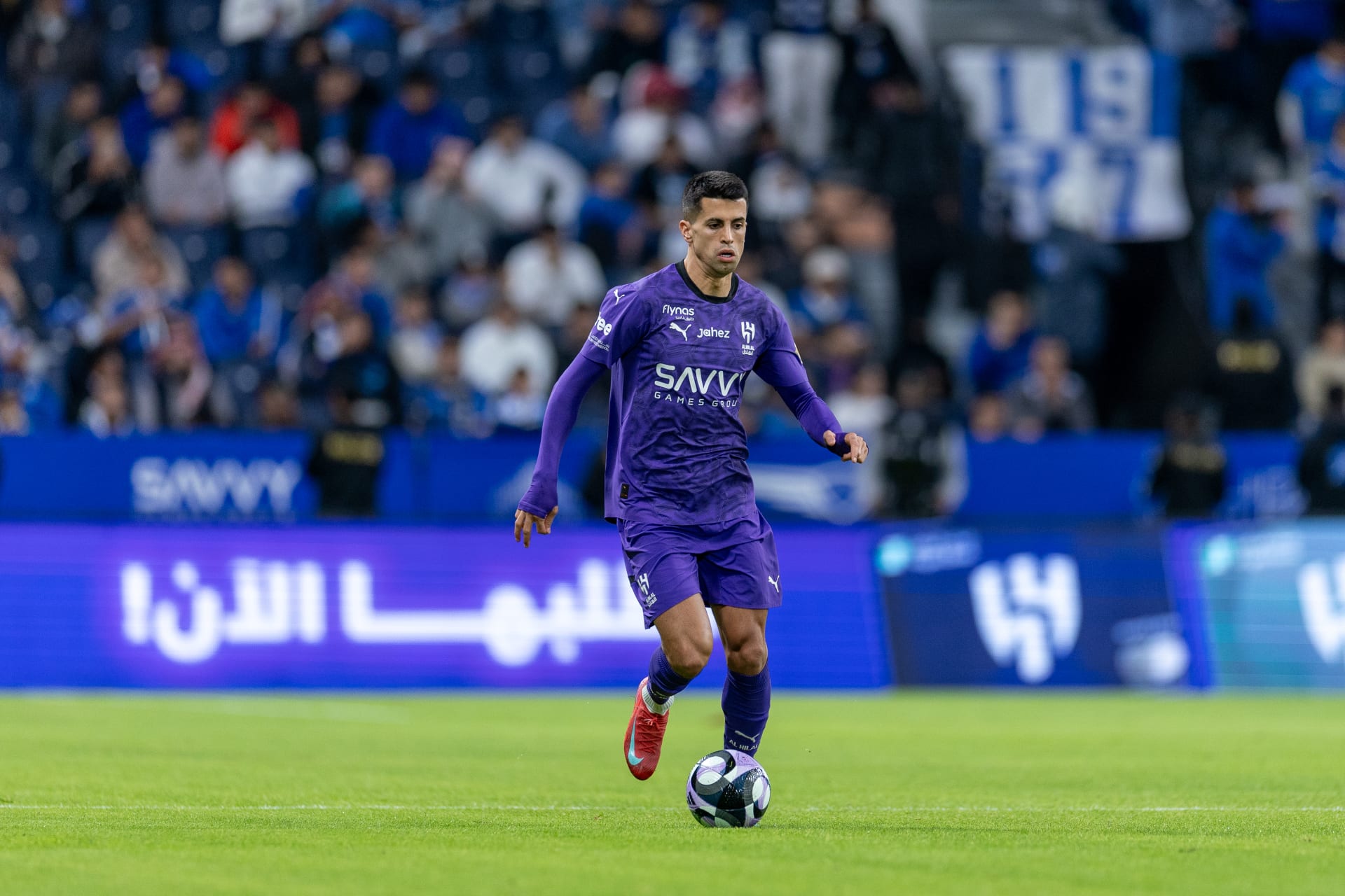 برشلونة يقرر استمرار جواو كانسيلو الموسم المقبل